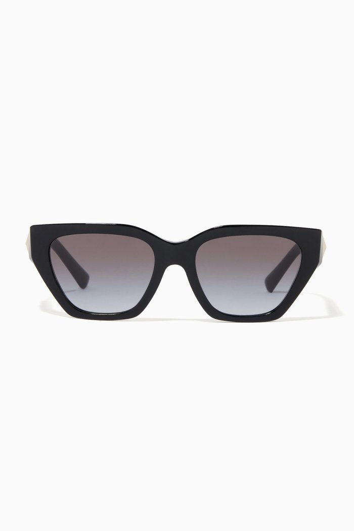 

Valentino Garavani Cat Eye Sunglasses in Acetate, Black