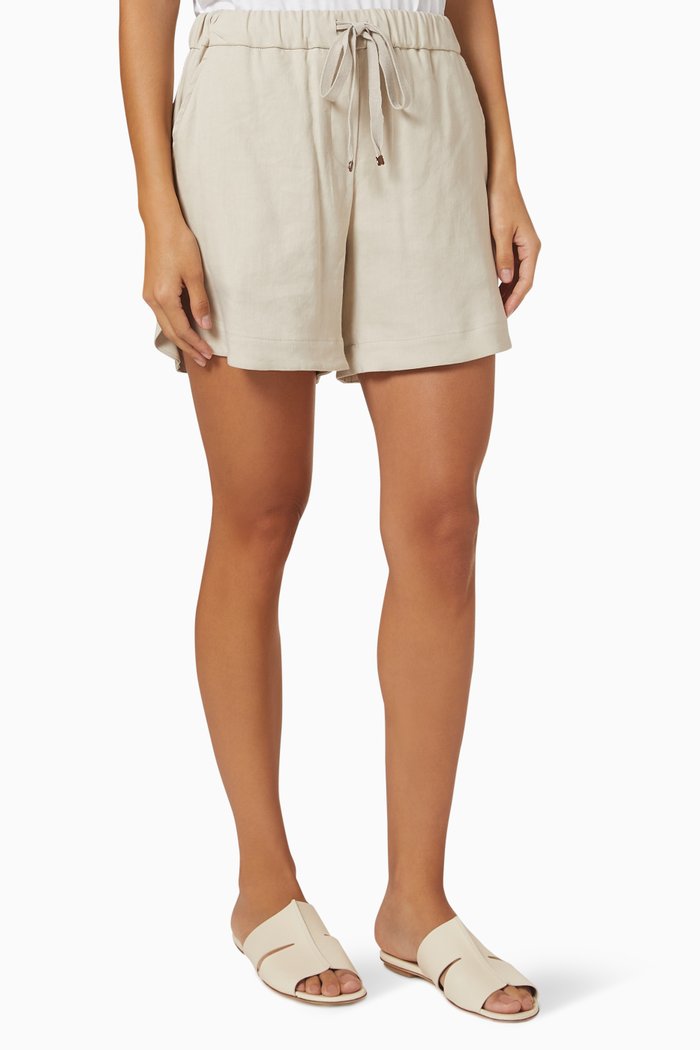 

Drawstring Shorts in Linen, White