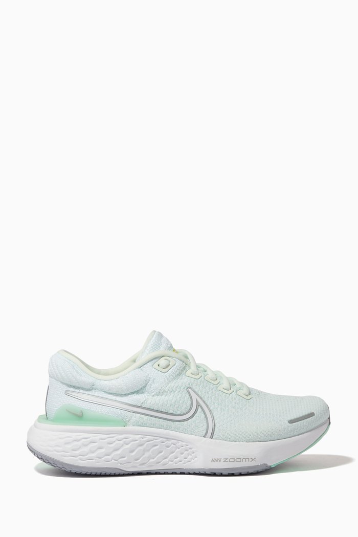 

Nike ZoomX Invincible Run 2 Sneakers in Flyknit, Green
