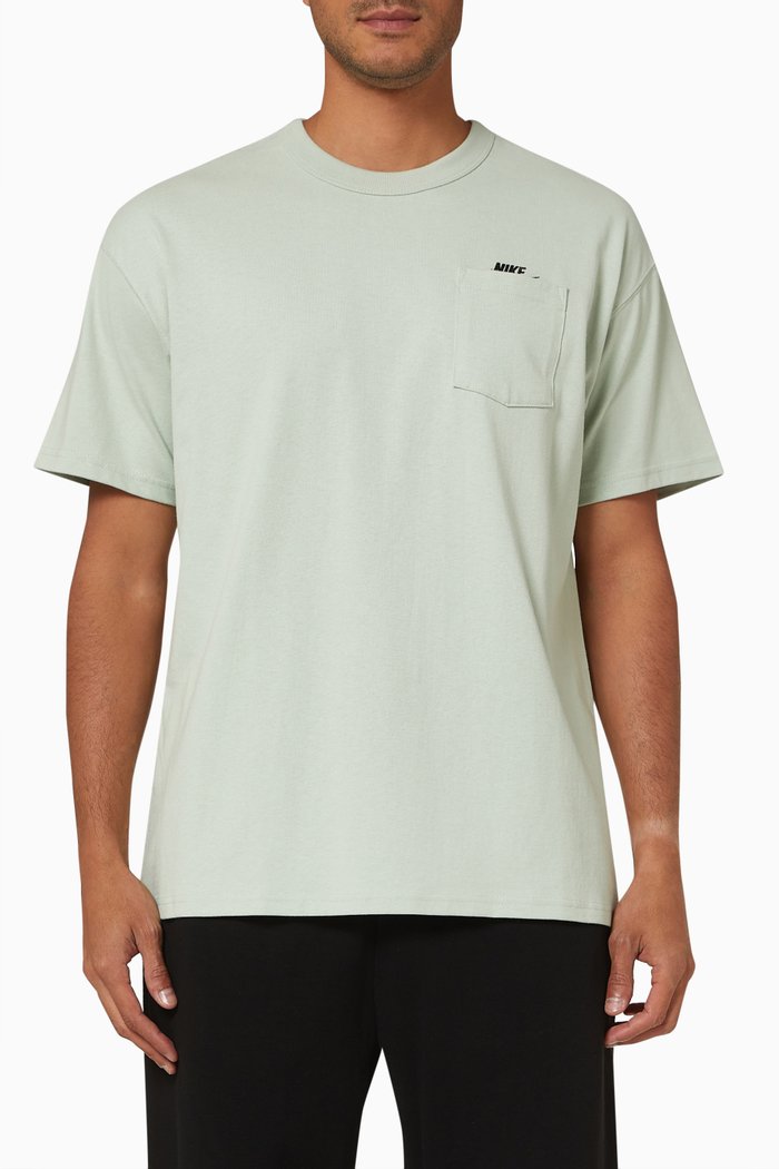 

Premium Essentials Pocket T-shirt in Cotton, Green