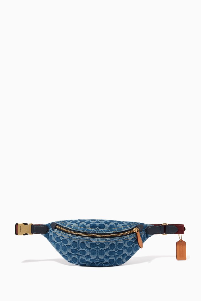 

Charter 7 Belt Bag in Signature Denim, Blue
