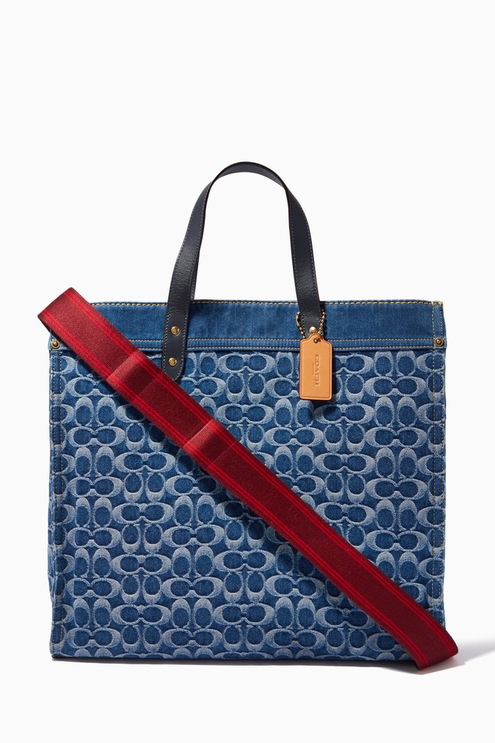 

Field Tote 40 Bag in Signature Denim, Blue