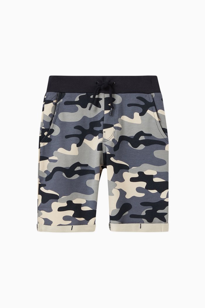 

Vermo Camouflage Print Shorts, Blue