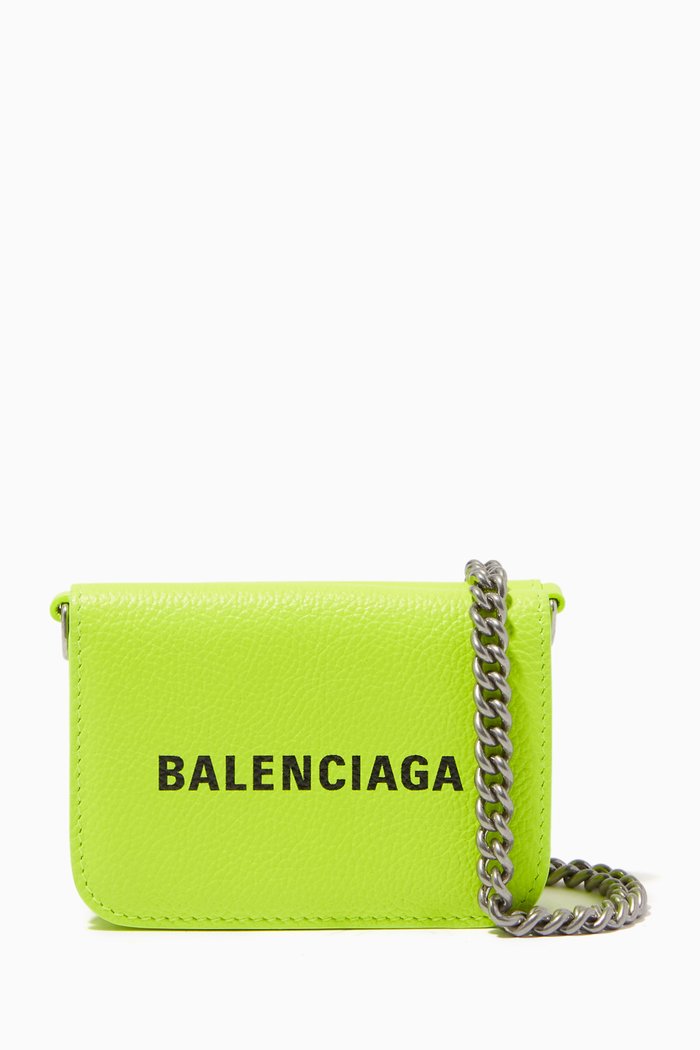 

Cash Mini Wallet on Chain in Calfskin, Yellow