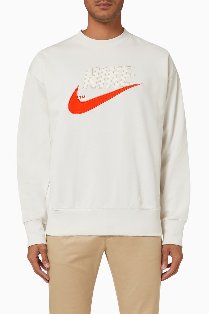 

Nike Sportswear Trend Top in Fleece, Neutral