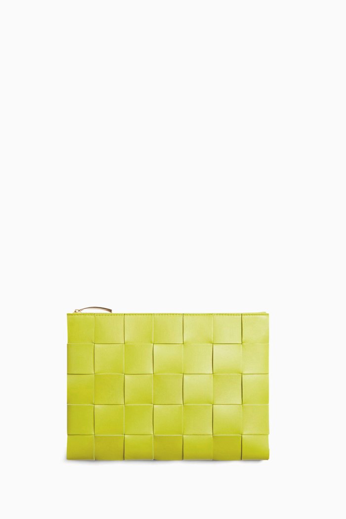 

Pouch in Intrecciato Nappa, Green