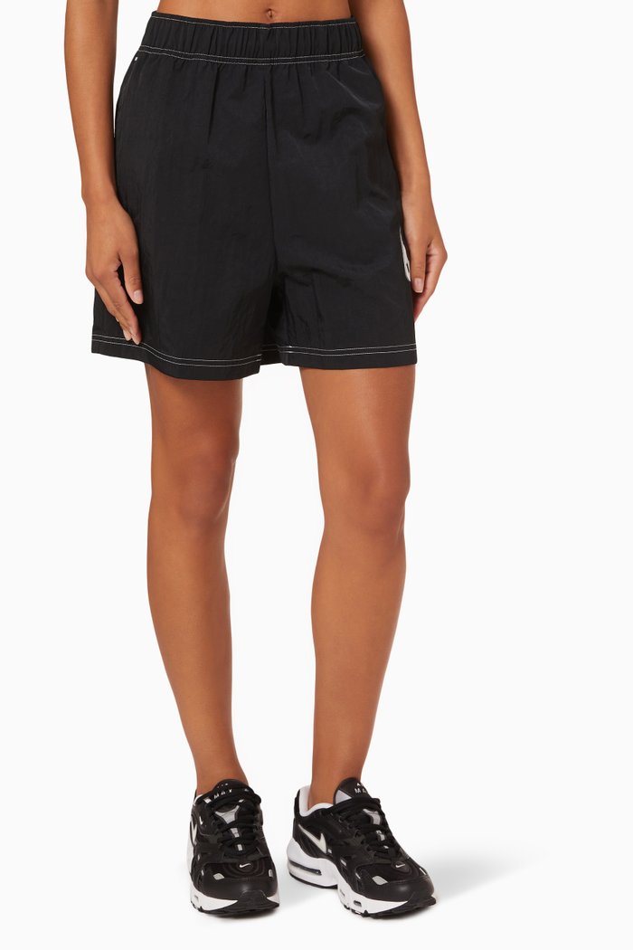 

Swoosh Woven Shorts, Black