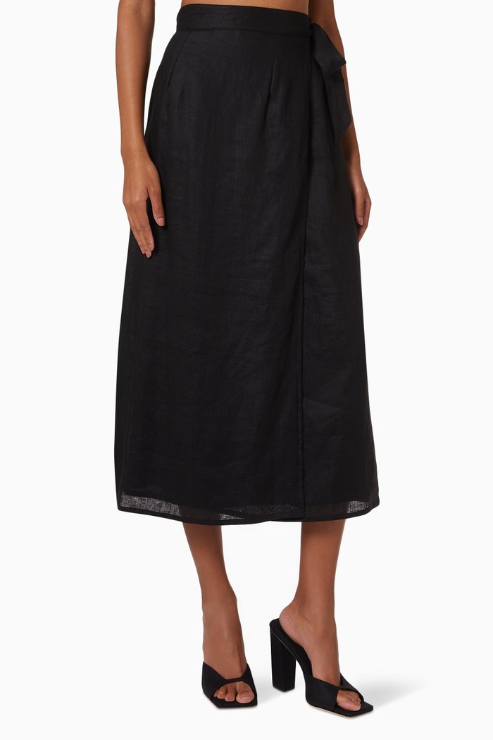 

Casitas Wrap Skirt in Linen, Black