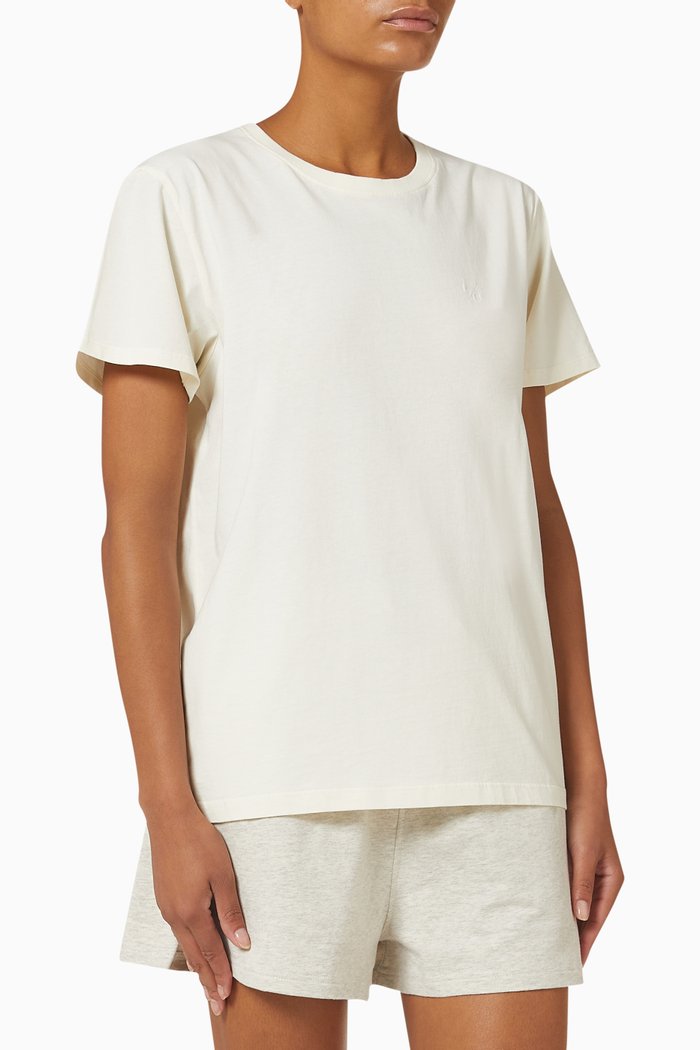 

Revive Lounge T-shirt in Silk Touch Jersey, Neutral