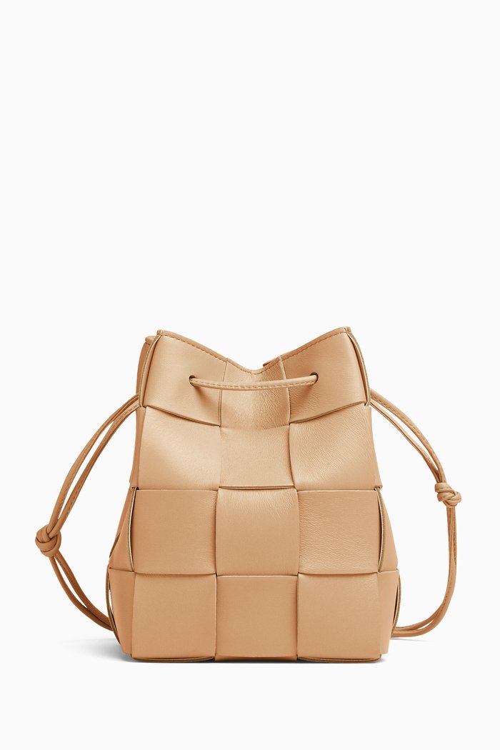 

Cassette Mini Bucket Bag in Intrecciato Nappa, Neutral