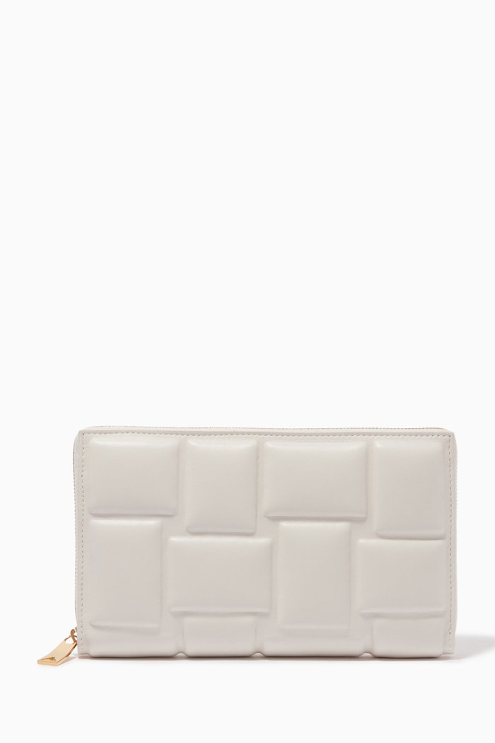 

Padded Zip Wallet in Intreccio Nappa, White