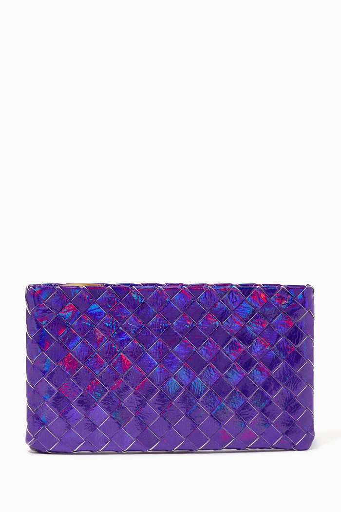 

Pouch in Intrecciato Crackle Leather, Purple