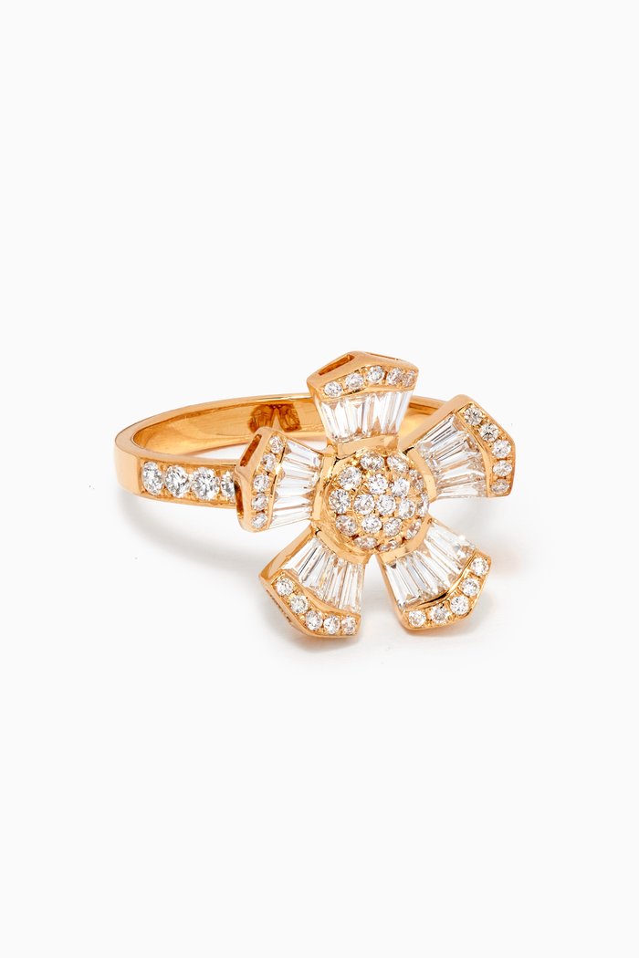 

Fleur Large Diamond Ring in 18kt Yellow Gold