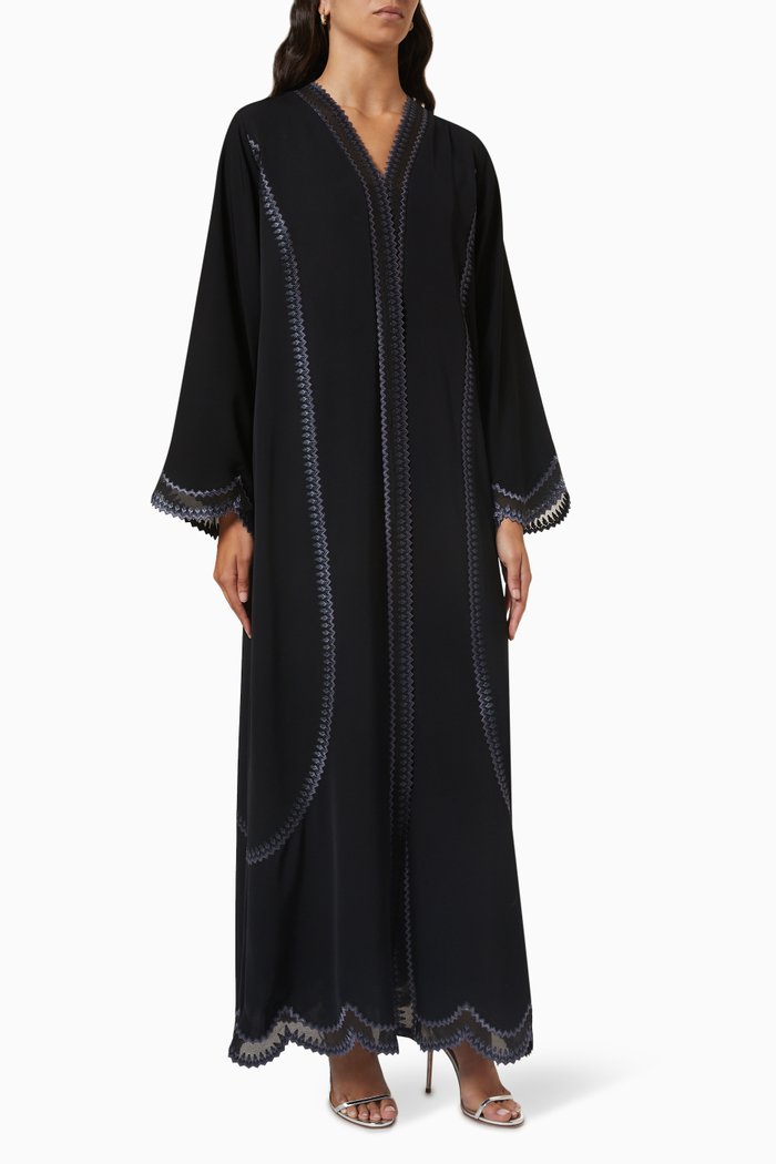 

Signature Embroidered Abaya in Crepe, Black