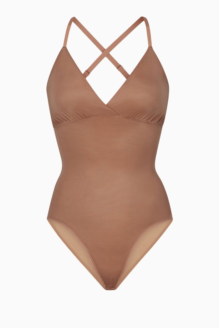 

Barely There Shapewear Bodysuit, Brown