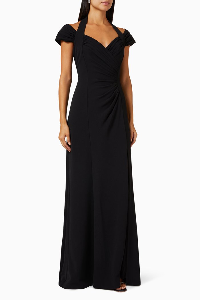 

Halterneck Gown in Crépe, Black