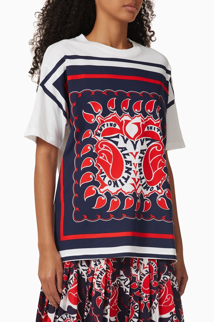 

Archive Manifesto Bandana Print T-shirt in Cotton Jersey, Red