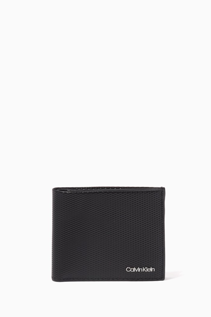 

Minimalism Billfold Wallet in Embossed Leather, Black