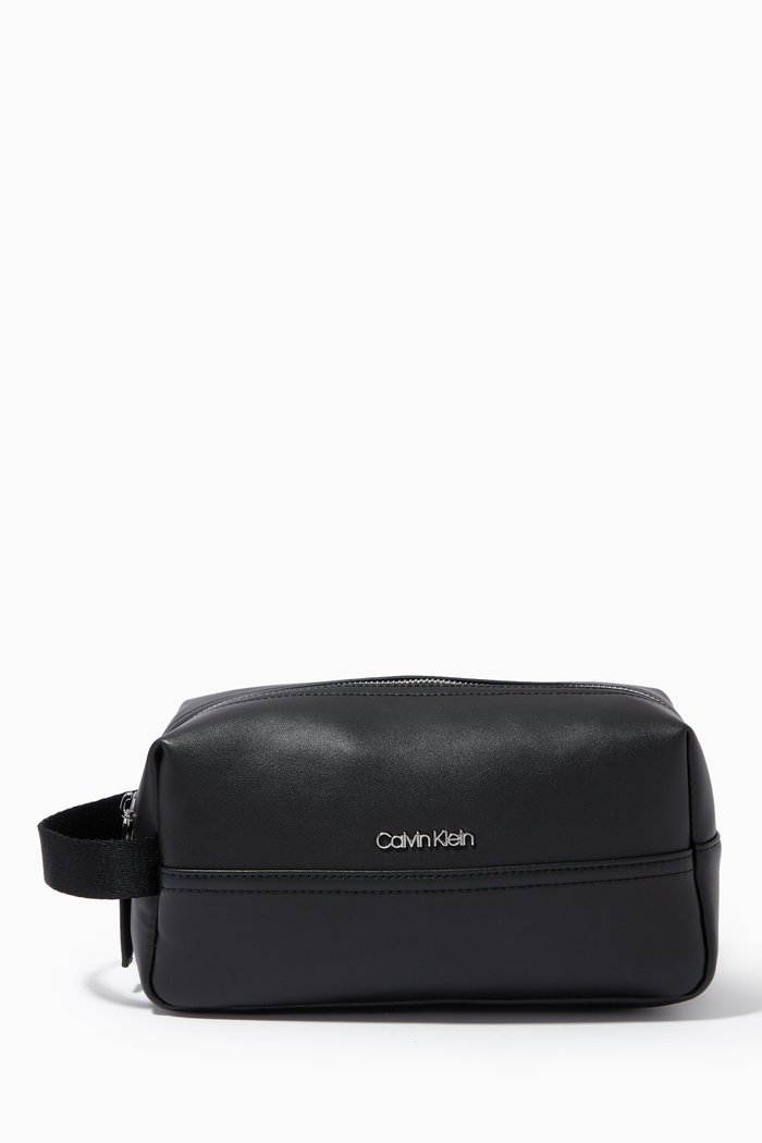 Wash Bag in Recycled Faux Leather, Black