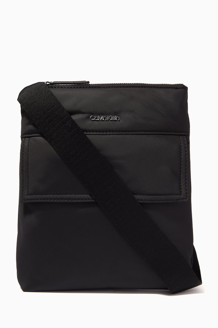 

Crossbody Bag in Recycled Polyester, Black