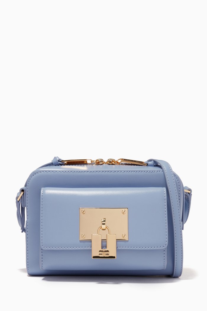 

Camera Bag in Faux Leather, Purple