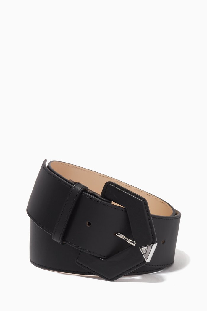 

Macro Buckle Belt in Leather, Black