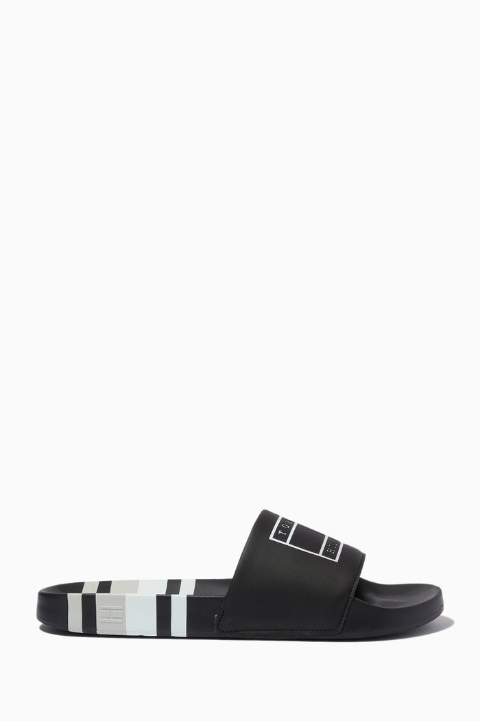 

Stripe Pool Slides in PU, Black