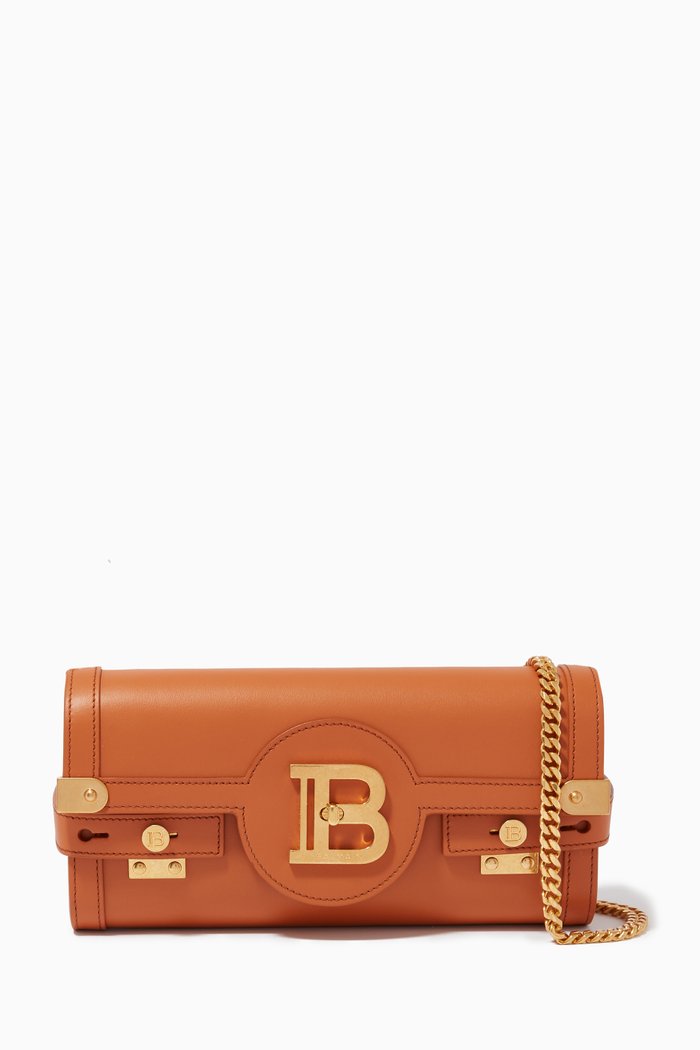 

B-Buzz 23 Clutch Bag in Smooth Leather, Brown