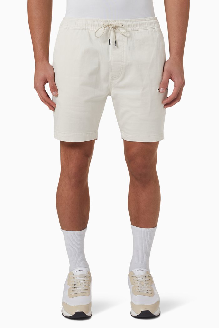 

Skinny Jogger Chino Shorts in Cotton, Neutral