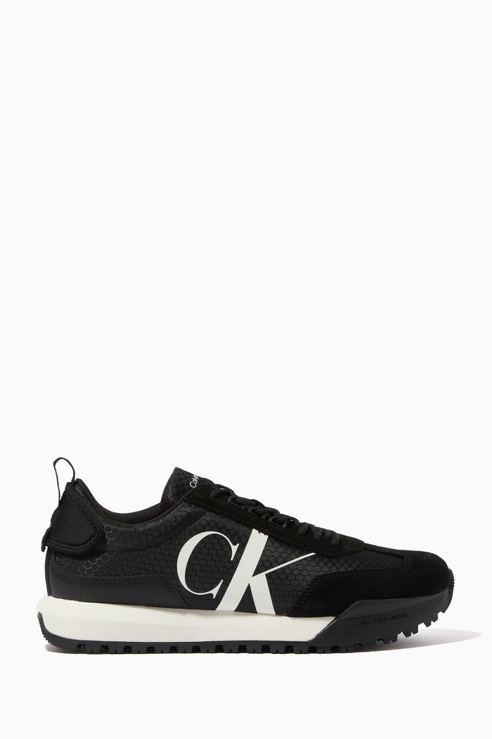 

Retro Runner Low-top Sneakers in Recycled Textile, Black