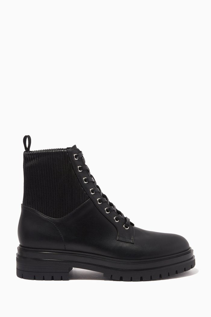 

Martis Ankle Boots in Calfskin, Black