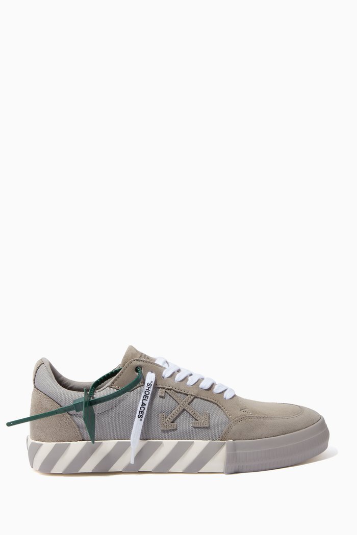 

Low Vulcanized Sneakers in Canvas & Suede, Grey