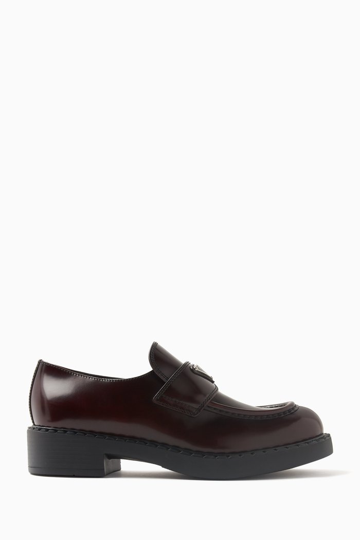 

Chocolate Round-toe Loafers in Brushed Leather, Burgundy