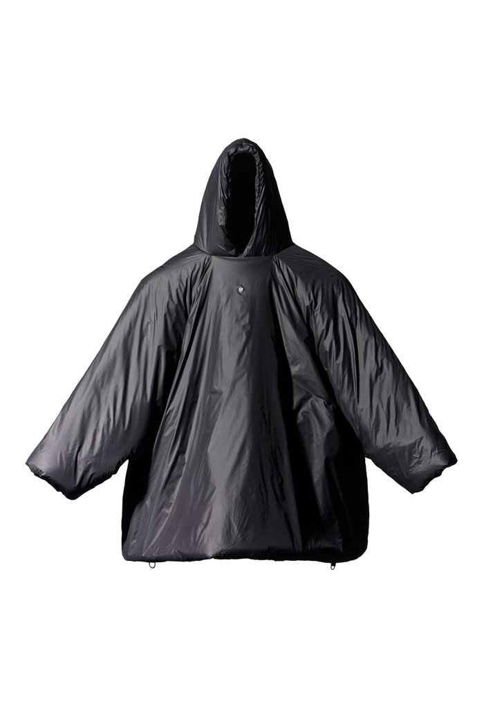 

T Cut Puffer in Stretch Nylon, Black