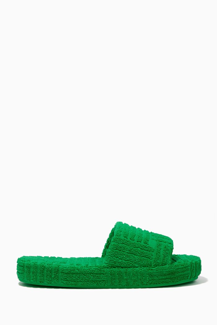 

Resort Sponge Slides in Cotton, Green