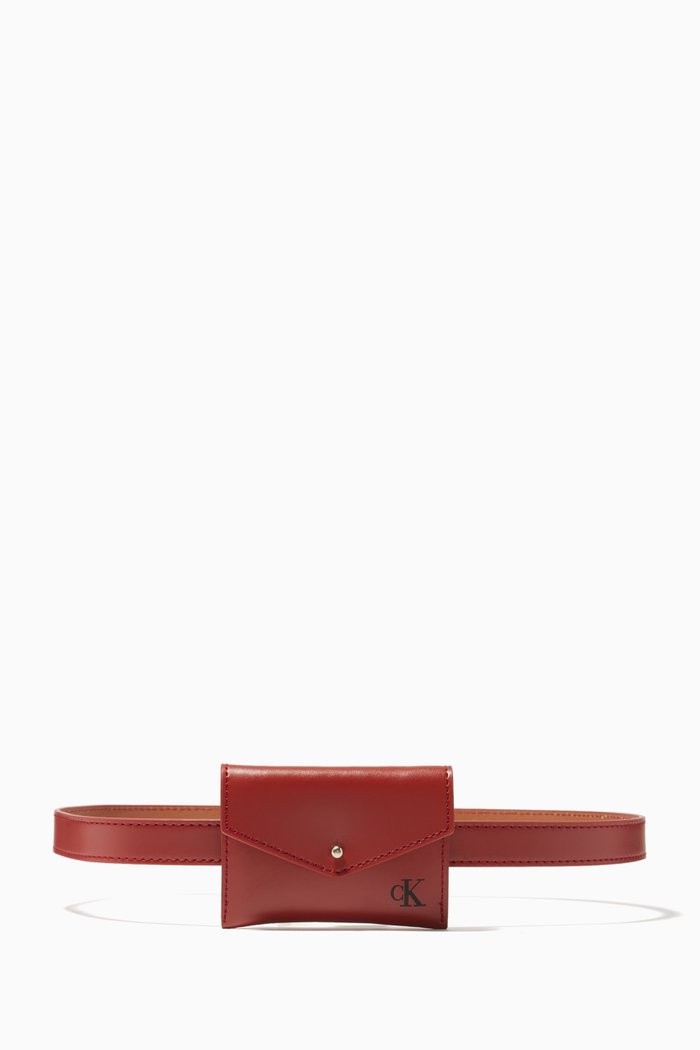 Pouch Belt Bag in Smooth Leather, Red