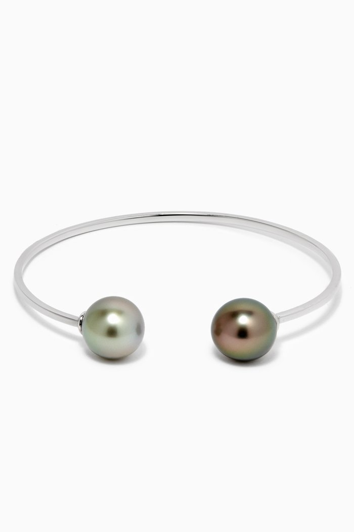 

Akila Pearl Rendez Vous Bangle in 18k White Gold, Silver