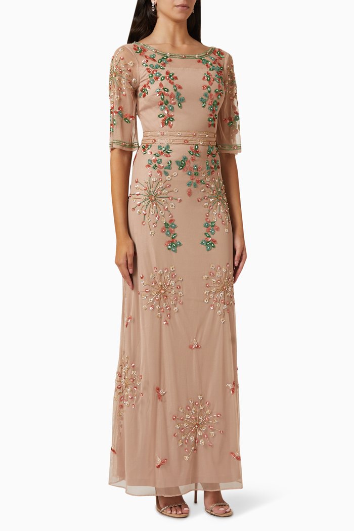 

Short Sleeve Gown in Embellished Tulle, Neutral