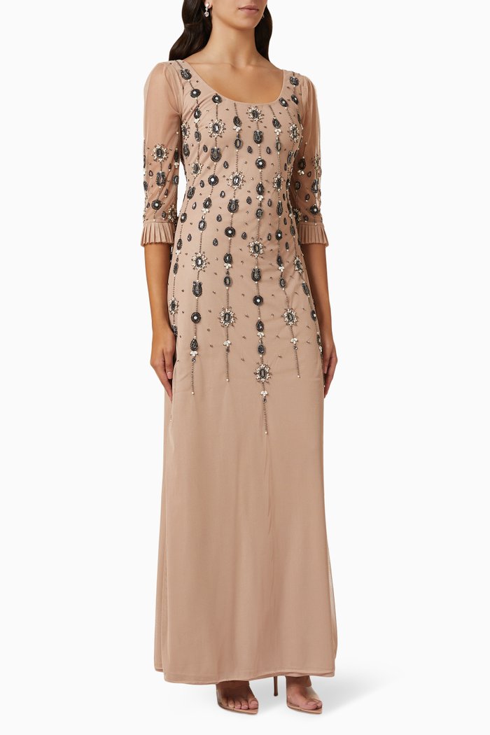 

Scoop Neck Gown in Embellished Tulle, Neutral