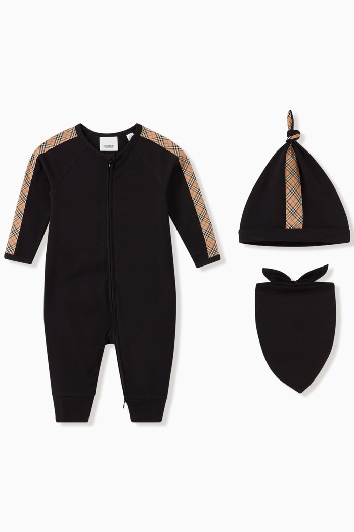 

Check Trim Gift Set, Black