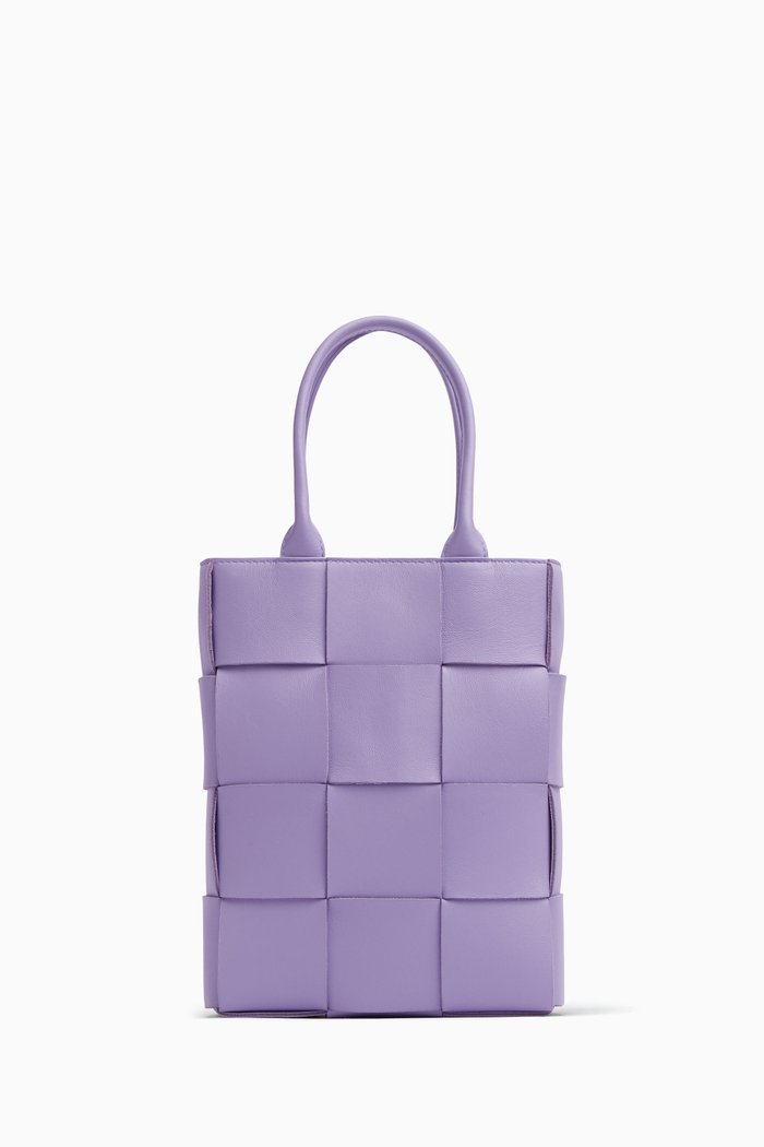 

Mini Cassette Tote Bag in Intreccio Leather, Purple