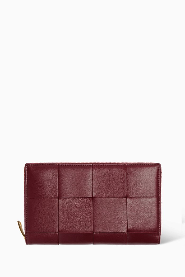 

Continental Wallet in Intrecciato Nappa, Burgundy