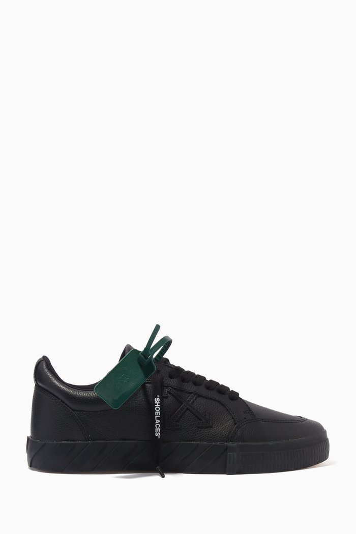 

Low Vulcanized Sneakers in Calf Leather, Black
