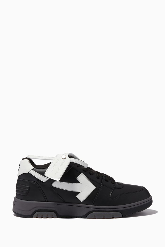Out of Office Sneakers in Calf Leather, Black