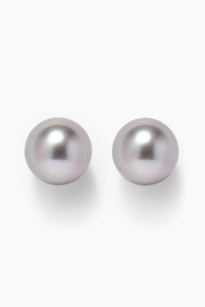 

Kiku Freshwater Pearl Earrings in 18kt White Gold