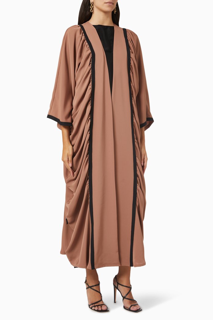 

Pleated Ribbon Abaya in Crepe, Brown