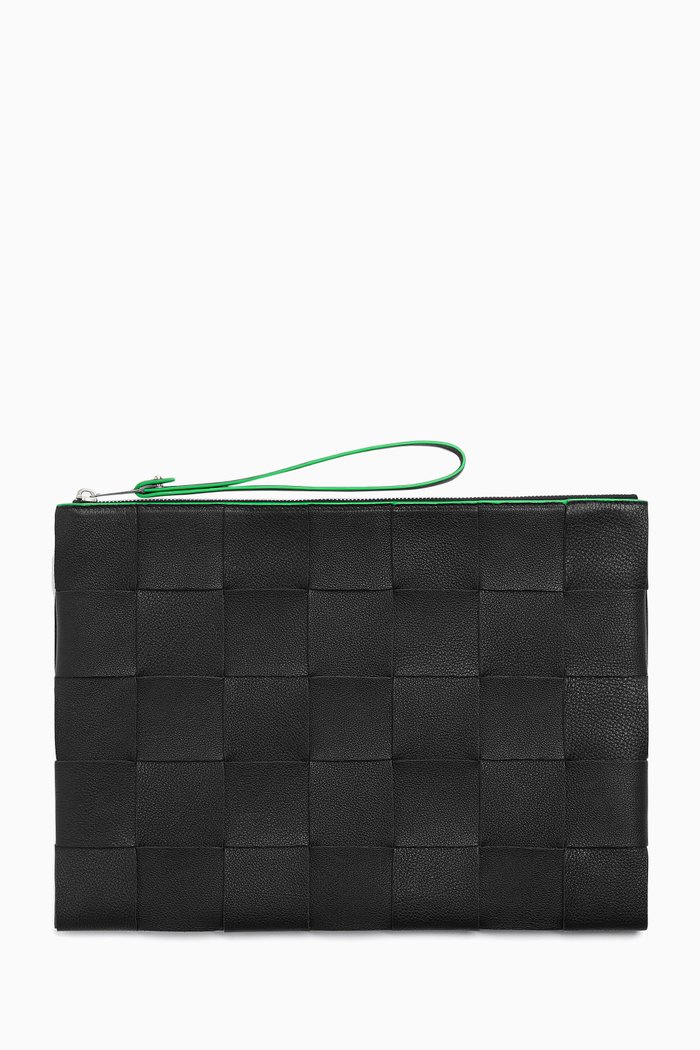 

Large Pouch in Intreccio Grained Leather, Black