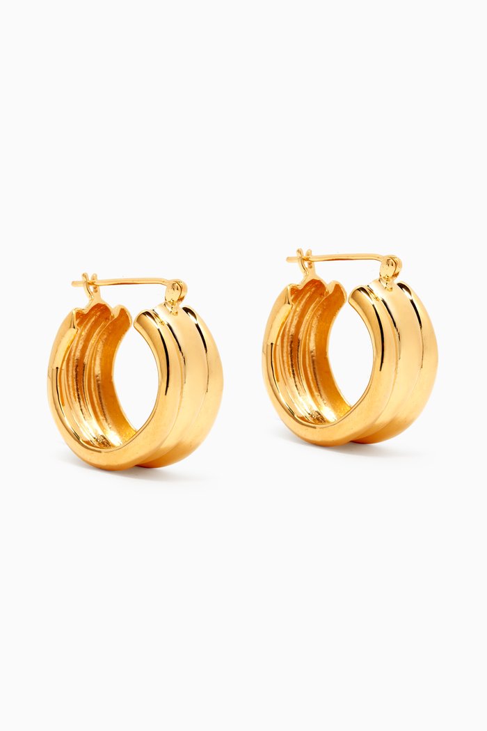 

Large Huggy Hoop Earrings in 22kt Gold-plated Bronze