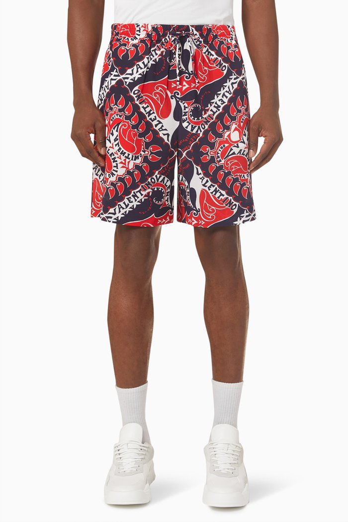 

Archive Manifesto Bandana Print Bermuda Shorts in Silk, Multicolour