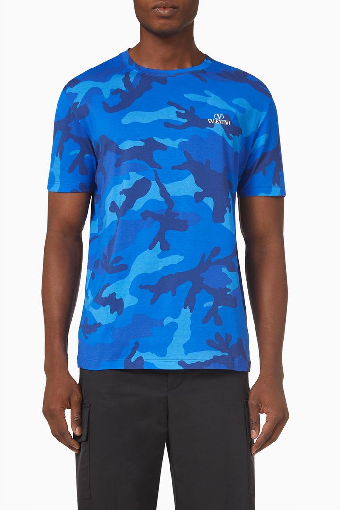

Camouflage Print Crewneck T-shirt in Cotton, Blue